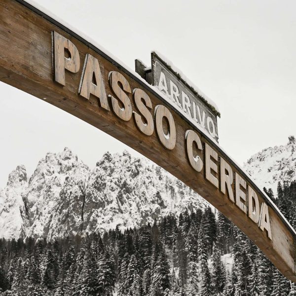 rifugio-cereda-passo-cereda-trentino-struttura-inverno-neve